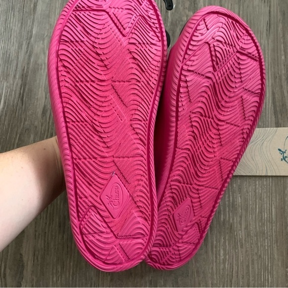 Chaco Chillos Sandals Kids Size 5 Magenta NWT - Picture 2 of 4
